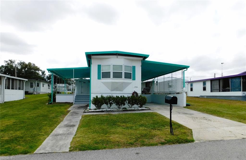 37742 NEWAL AVENUE ZEPHYRHILLS, FL 33542