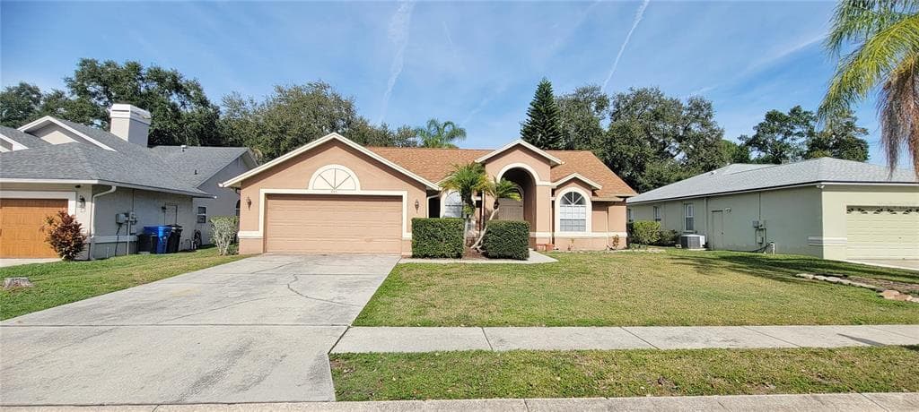 903 CLEARCREEK DRIVE TAMPA, FL 33613