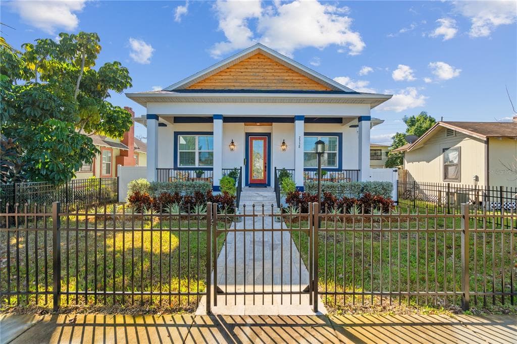 2338 4TH AVENUE S ST PETERSBURG, FL 33712