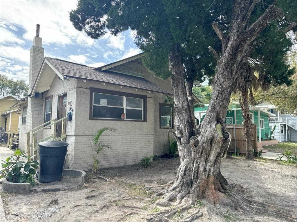 940 12TH AVENUE S ST PETERSBURG, FL 33705