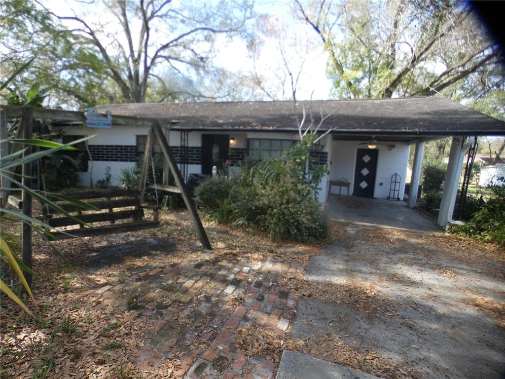 4910 N DARBY AVENUE TAMPA, FL 33603