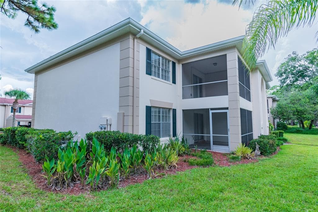 3402 LATANIA DRIVE UNIT 321 TAMPA, FL 33618