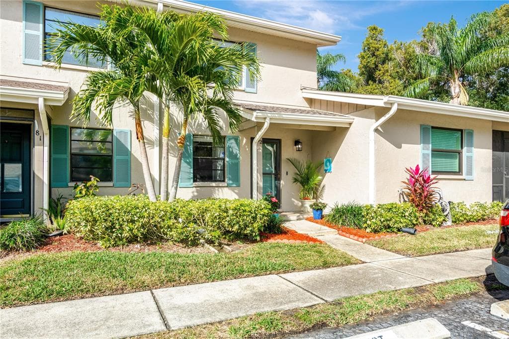 2131 RIDGE ROAD S UNIT 82 LARGO, FL 33778