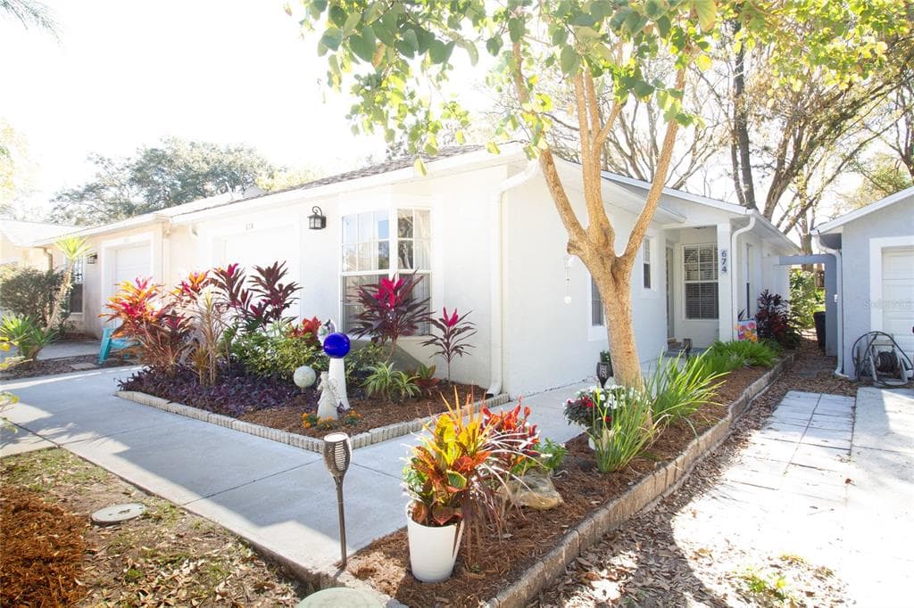 674 CHANNING DRIVE PALM HARBOR, FL 34684