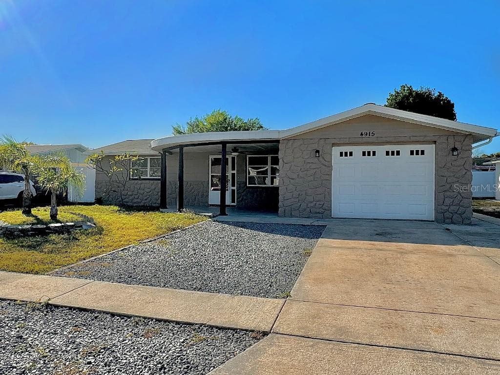 4915 DAPHNE STREET NEW PORT RICHEY, FL 34652
