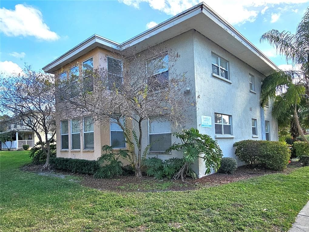 1365 DREW STREET UNIT 102 CLEARWATER, FL 33755