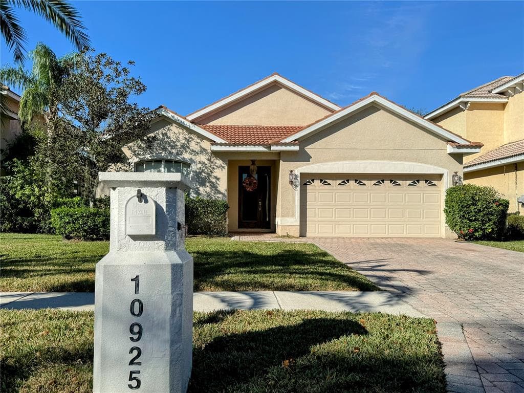 10925 CORY LAKE DRIVE TAMPA, FL 33647
