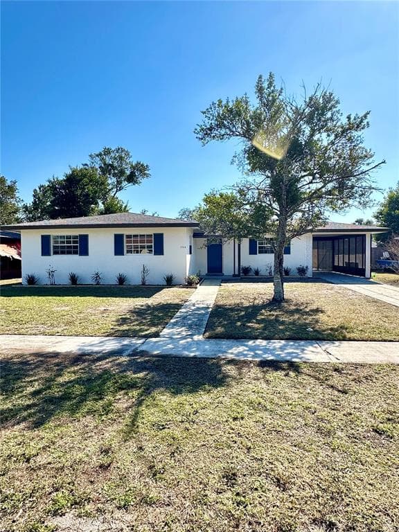 1322 LODGE CIRCLE SPRING HILL, FL 34606