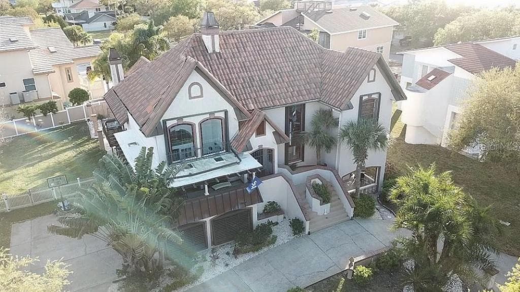5730 WESTSHORE DRIVE NEW PORT RICHEY, FL 34652