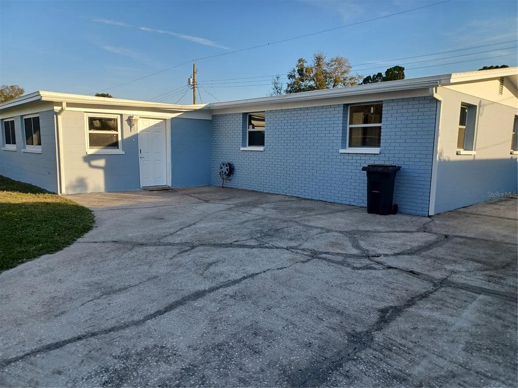 4522 W JEAN STREET TAMPA, FL 33614