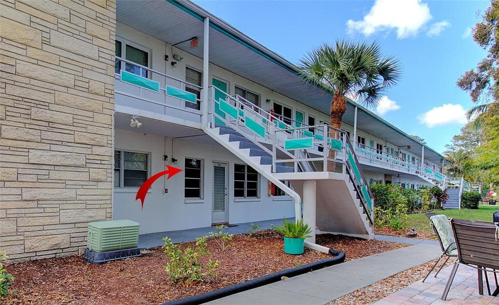 6100 21ST STREET N UNIT 2 ST PETERSBURG, FL 33714
