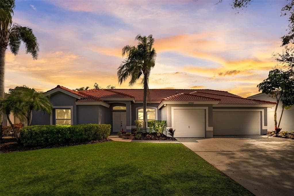 6928 STETSON STREET CIRCLE SARASOTA, FL 34243