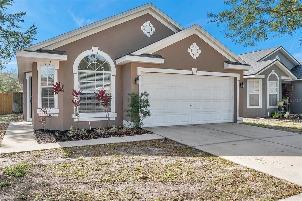 7845 BRISTOL PARK DRIVE APOLLO BEACH, FL 33572