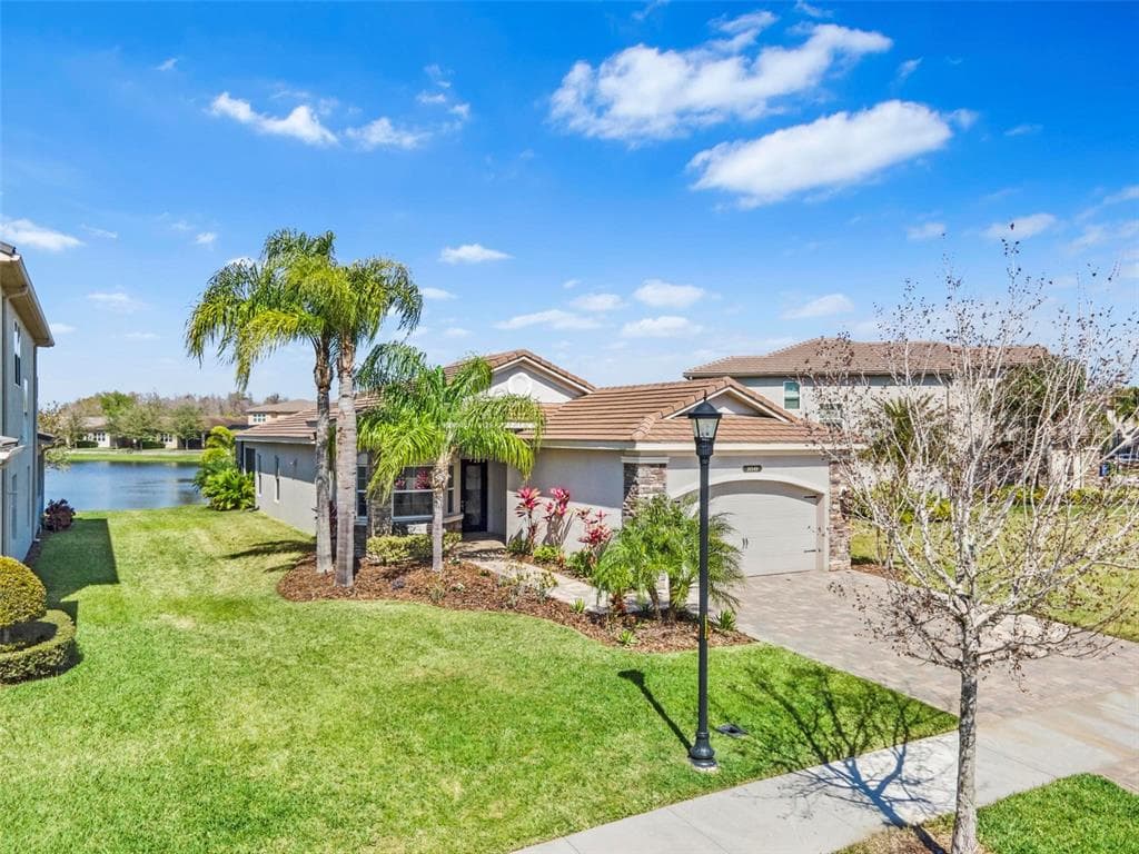 30549 CEASAR PARK DRIVE WESLEY CHAPEL, FL 33543