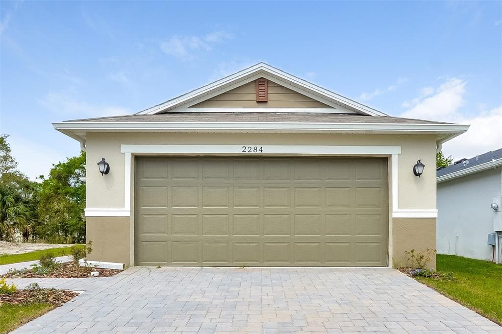 2284 TWIN FLOWER LANE SANFORD, FL 32771
