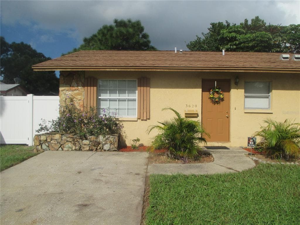 3620 HARTFORD STREET N ST PETERSBURG, FL 33713