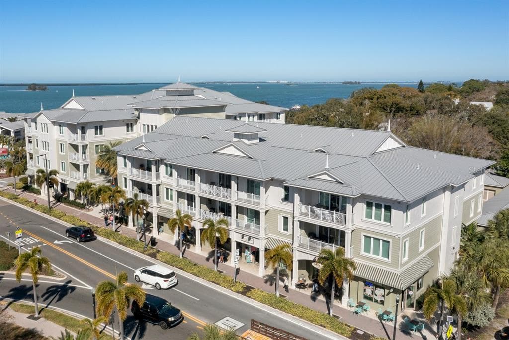 200 MAIN STREET UNIT 210 DUNEDIN, FL 34698
