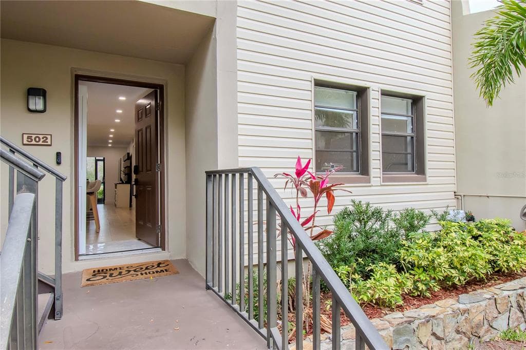 1000 TARPON WOODS BOULEVARD UNIT 502 PALM HARBOR, FL 34685