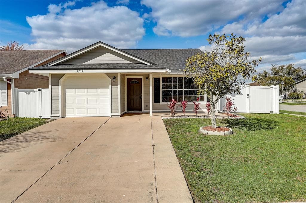 9237 VENTANA LANE ORLANDO, FL 32825