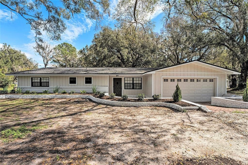 3915 SHADY OAK DRIVE E LAKELAND, FL 33810