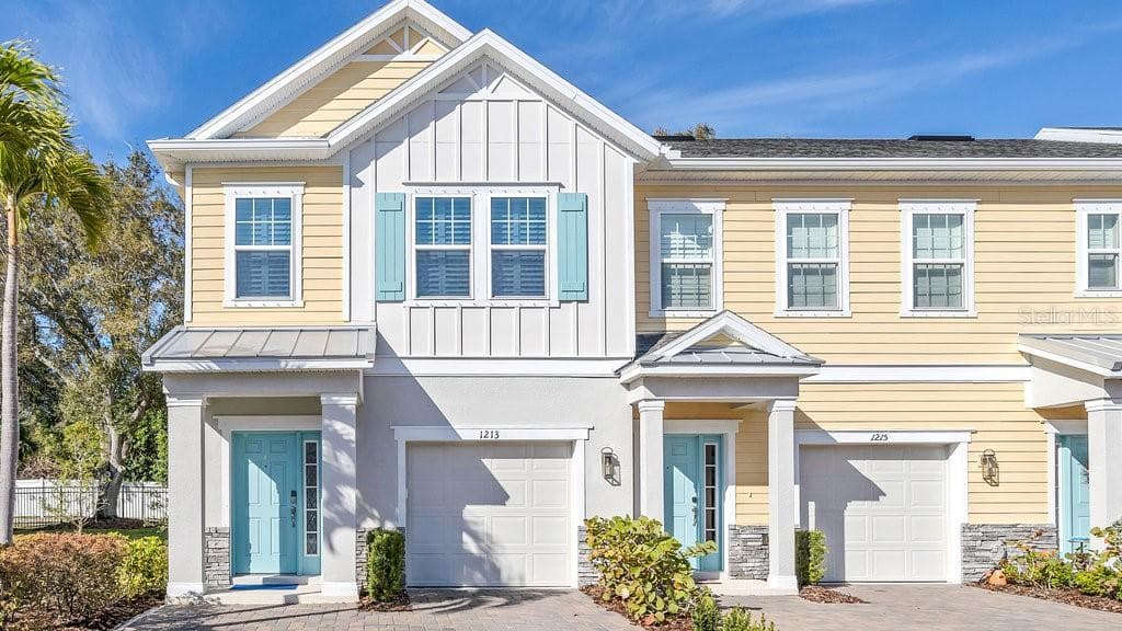 1213 SUNSET LANE DUNEDIN, FL 34698