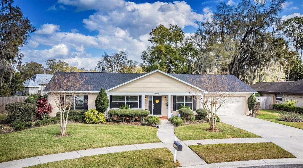 1708 TEAKWOOD DRIVE