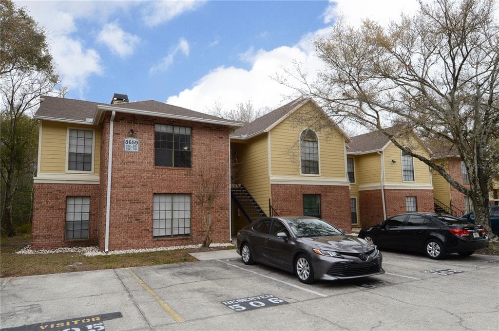 8659 FANCY FINCH DRIVE UNIT 202 TAMPA, FL 33614