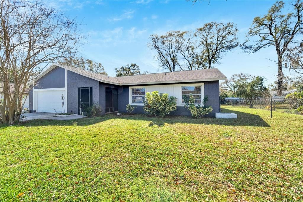 3207 KING RICHARD COURT SEFFNER, FL 33584