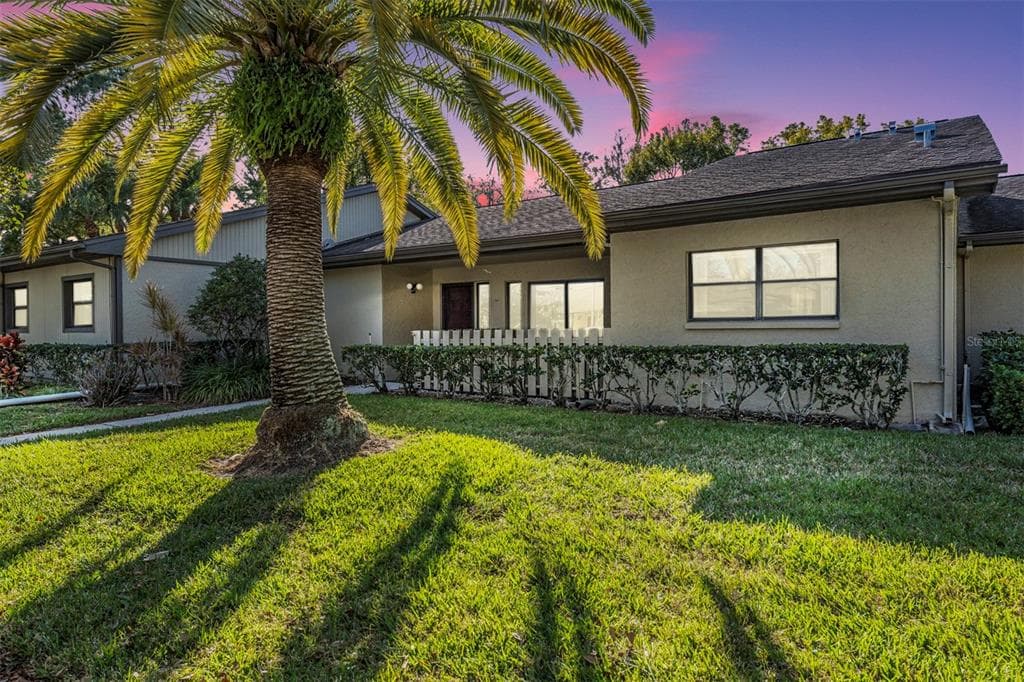 240 JAMES COURT OLDSMAR, FL 34677