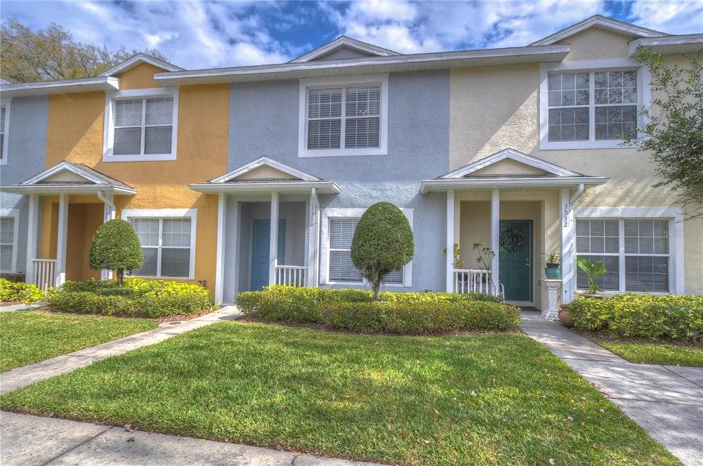 3530 HIGH HAMPTON CIRCLE TAMPA, FL 33610