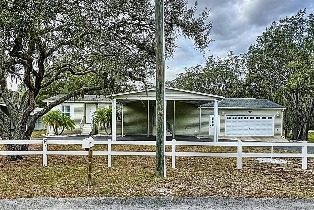 3995 PACHECO ROAD DADE CITY, FL 33523