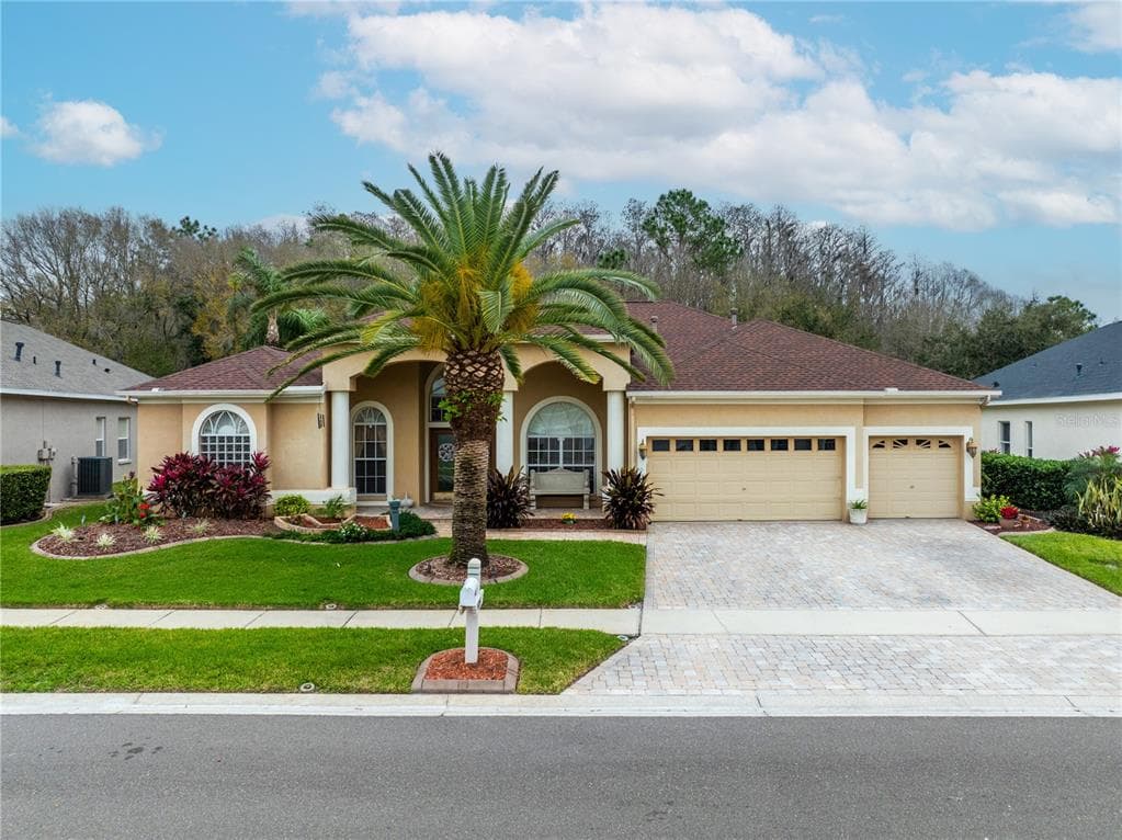 1426 HIGHWOOD PLACE WESLEY CHAPEL, FL 33543