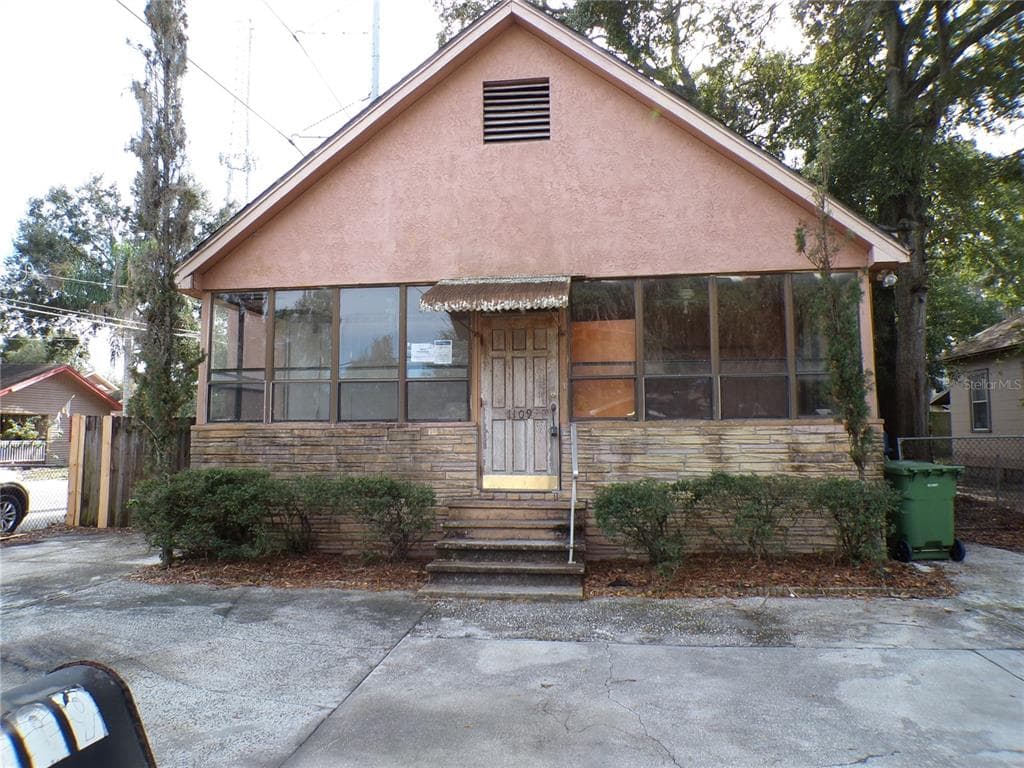 1109 E 32ND AVENUE TAMPA, FL 33603