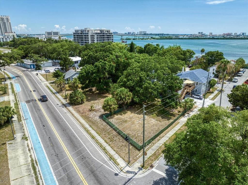 610 N FORT HARRISON AVENUE CLEARWATER, FL 33755