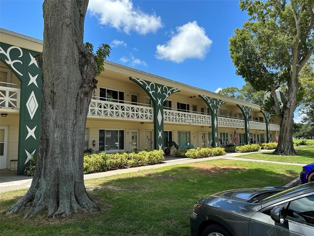 2400 FRANCISCAN DRIVE UNIT 38 CLEARWATER, FL 33763