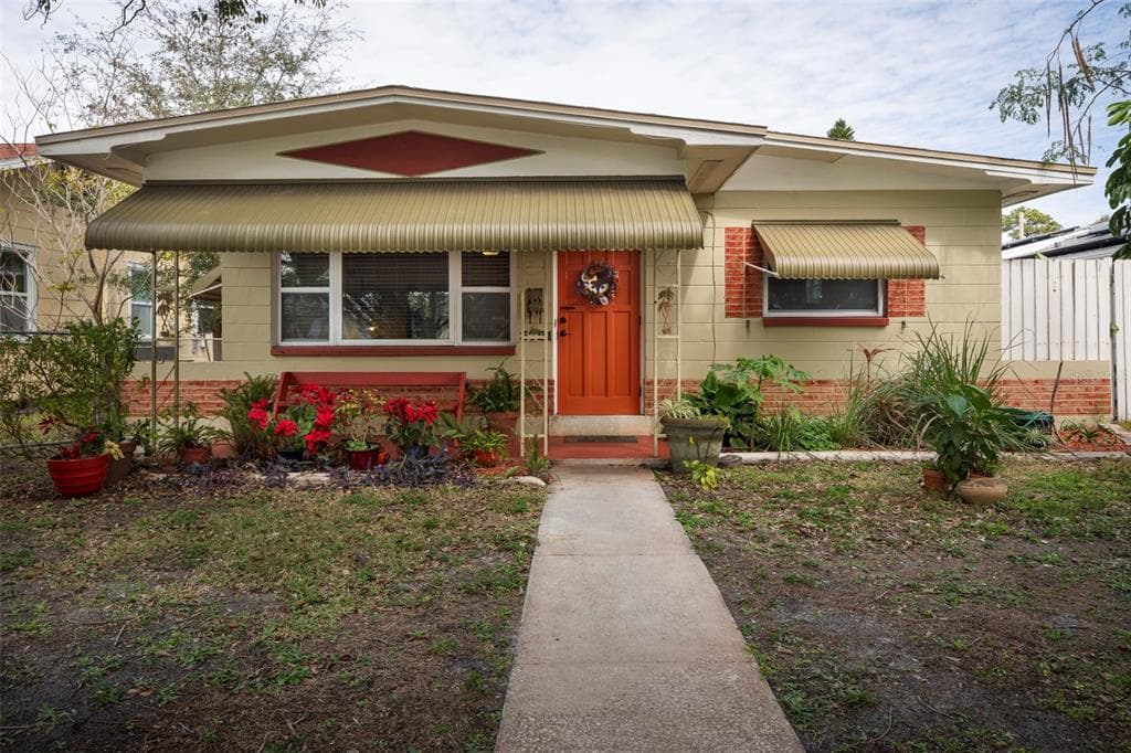3721 4TH AVENUE N ST PETERSBURG, FL 33713