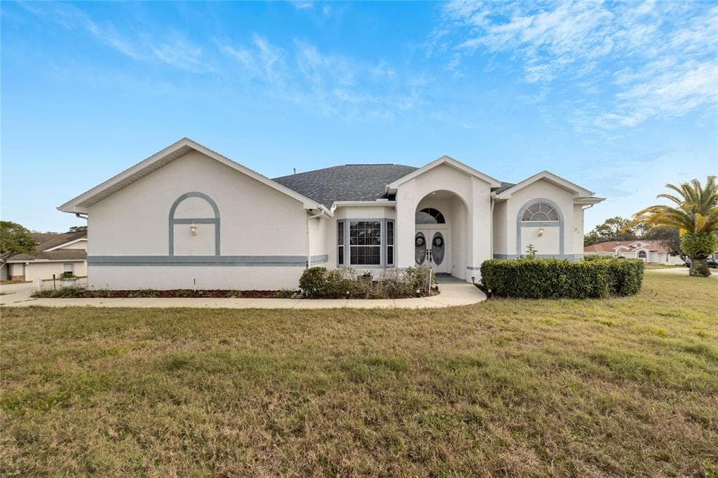6101 KRISTA DR. SPRING HILL, FL 34609