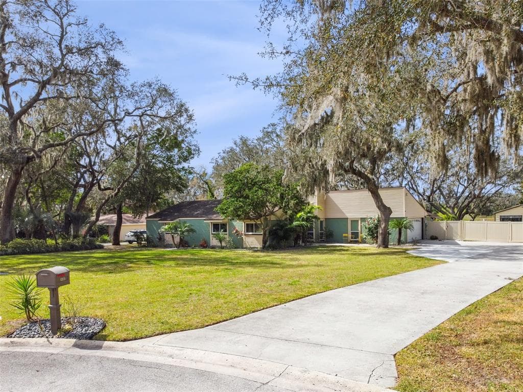 11203 KILLEARN COURT RIVERVIEW, FL 33569
