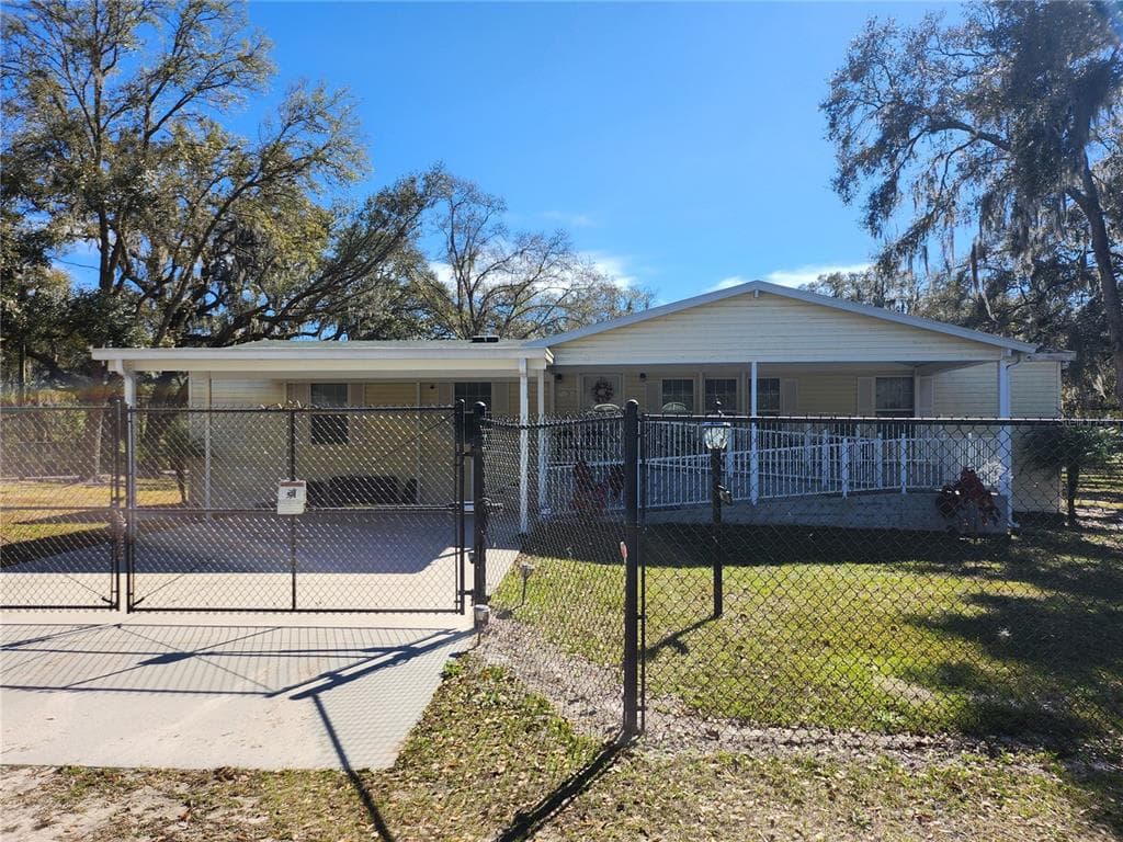 5007 GALLAGHER ROAD PLANT CITY, FL 33565