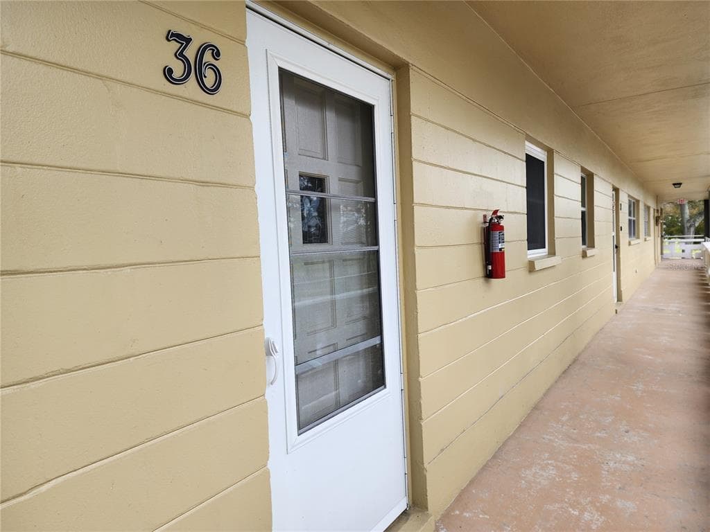 2416 WORLD PARKWAY BOULEVARD UNIT 36 CLEARWATER, FL 33763