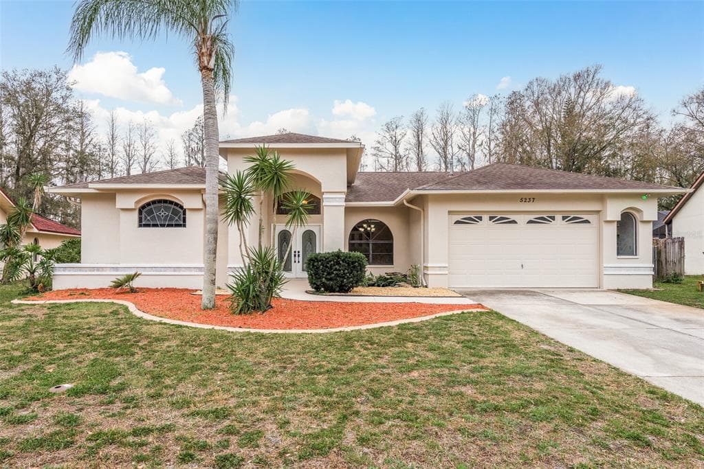 5237 LAS FLORES VIADUCT NEW PORT RICHEY, FL 34655
