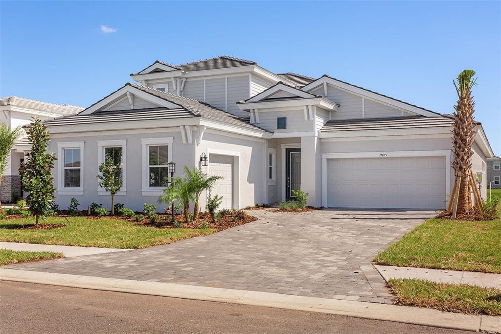 17725 ROOST PLACE LAKEWOOD RANCH, FL 34211