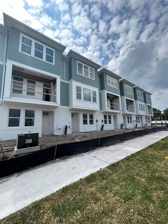 440 31ST STREET N ST PETERSBURG, FL 33713