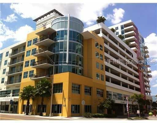 1208 E KENNEDY BOULEVARD UNIT 1118