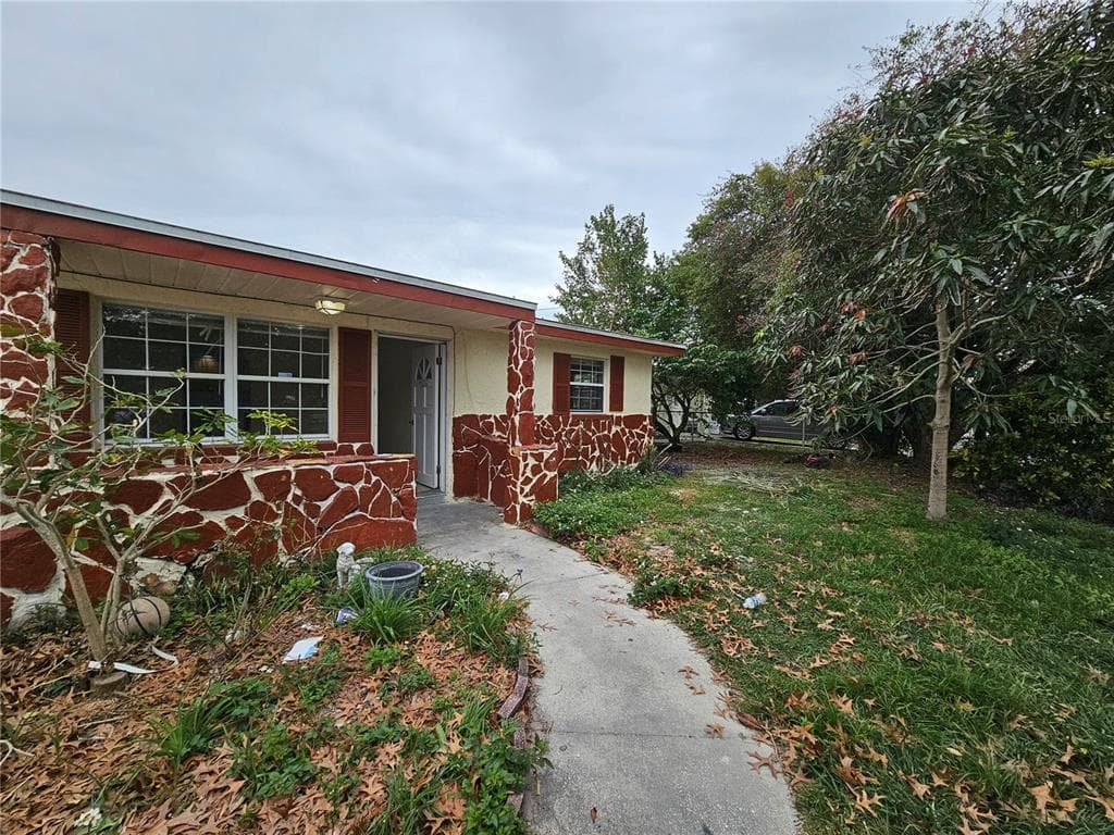 11024 GRANT DRIVE PORT RICHEY, FL 34668