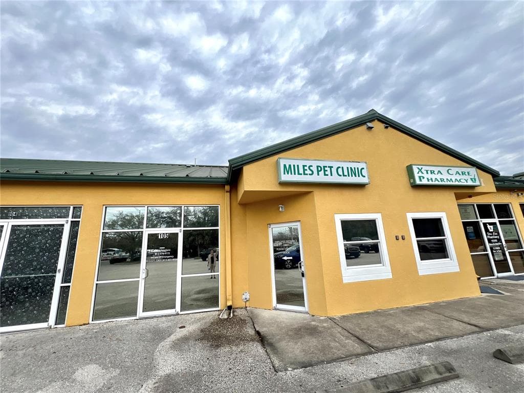 6520 301 HIGHWAY UNIT 105 RIVERVIEW, FL 33578