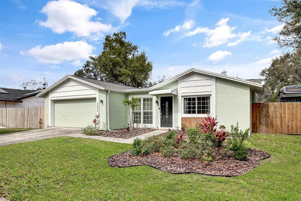 3805 CLOVERHILL COURT BRANDON, FL 33511