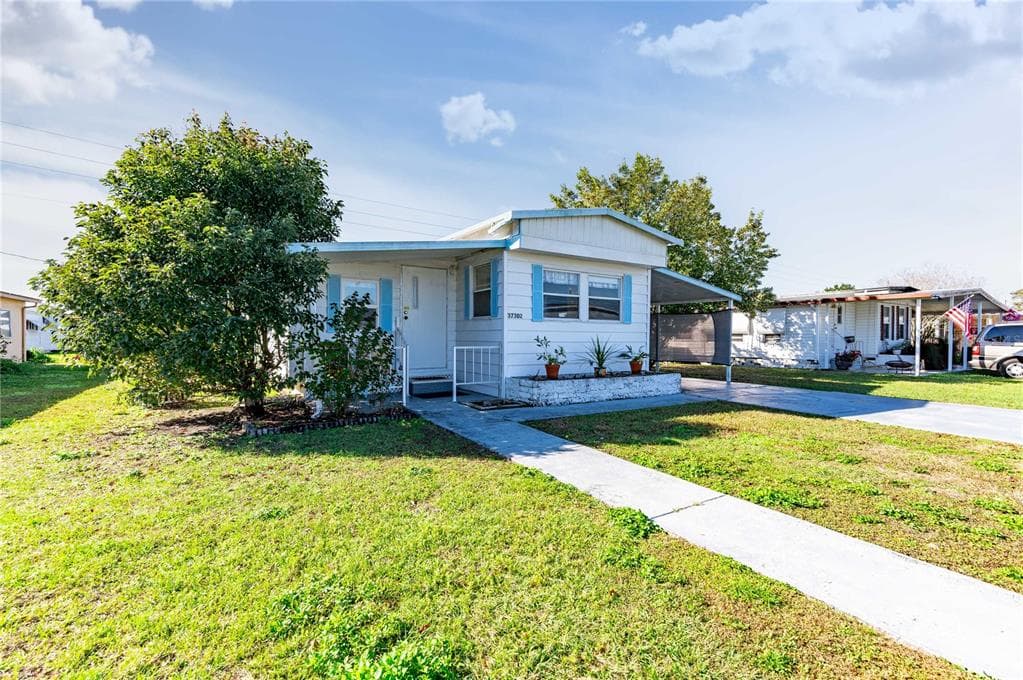 37302 EILEEN AVENUE ZEPHYRHILLS, FL 33542