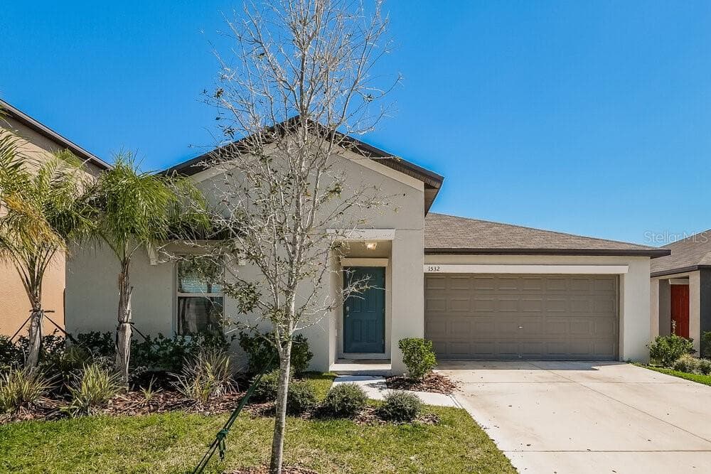 1532 FLOWER DUST DRIVE RUSKIN, FL 33570