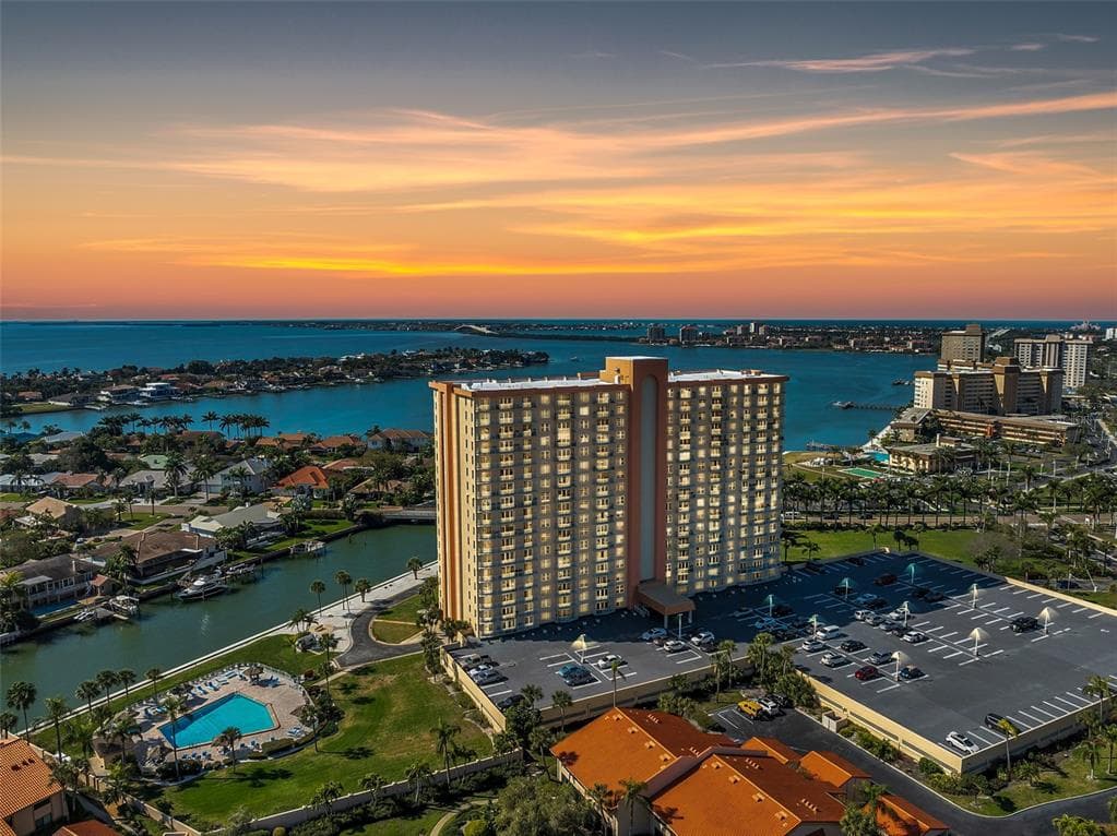 4900 BRITTANY DRIVE S UNIT 609 ST PETERSBURG, FL 33715
